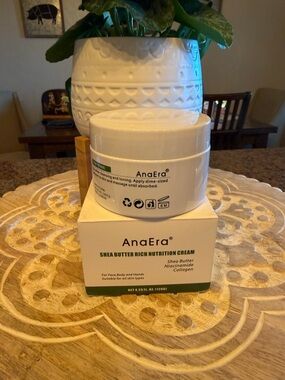 AnaEra Shea Butter Rich Nutrition Cream — White